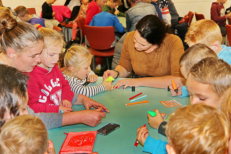 KinderBingo 9-11-'16, foto 14